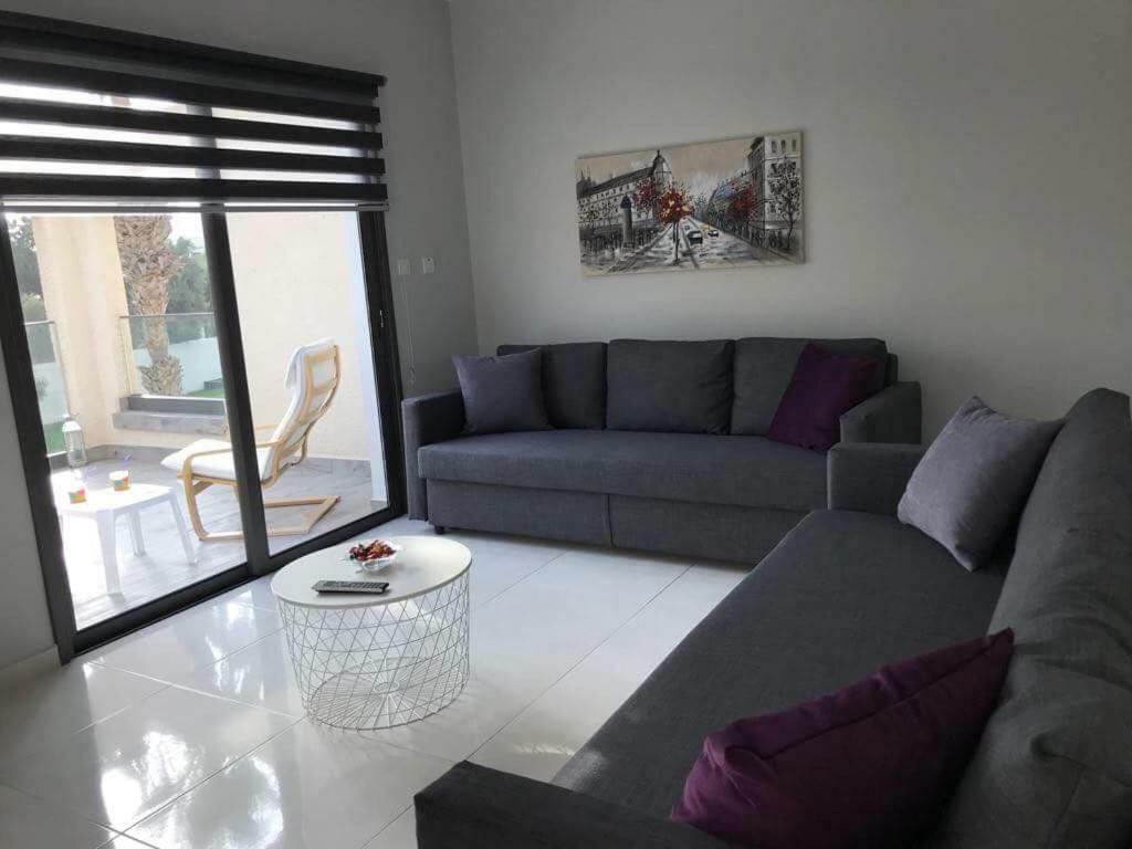 Mare Monte Seaview Boutique Apartment Pafos Dış mekan fotoğraf